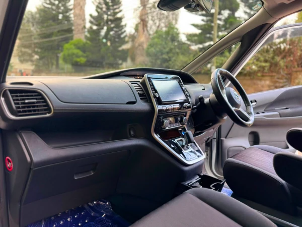 2019 Nissan Serena Highway Star E-Power