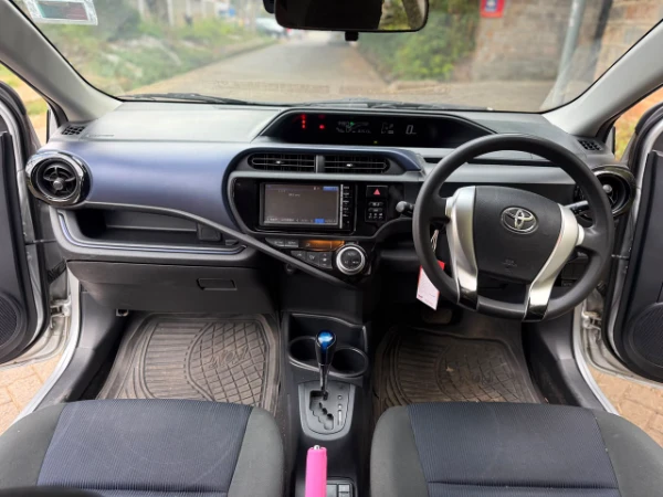 2016 Toyota Aqua Hybrid