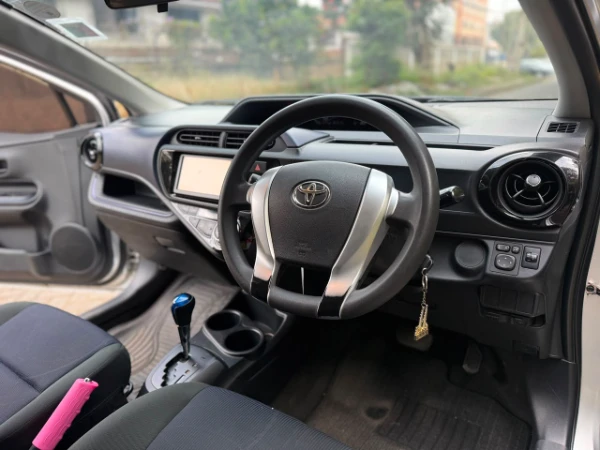 2016 Toyota Aqua Hybrid