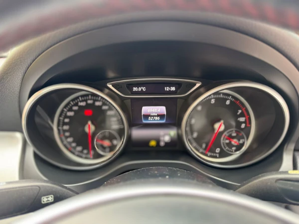 2019 Mercedes Benz CLA180 Sunroof