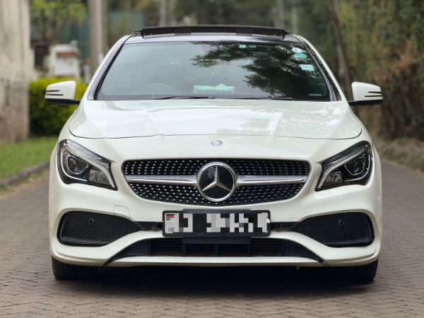 2019 Mercedes Benz CLA180 Sunroof