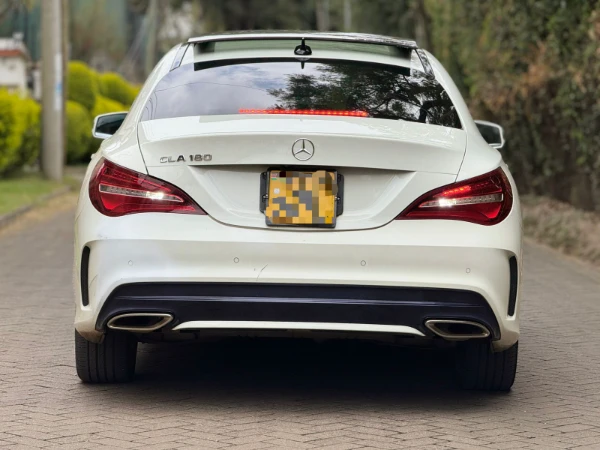 2019 Mercedes Benz CLA180 Sunroof