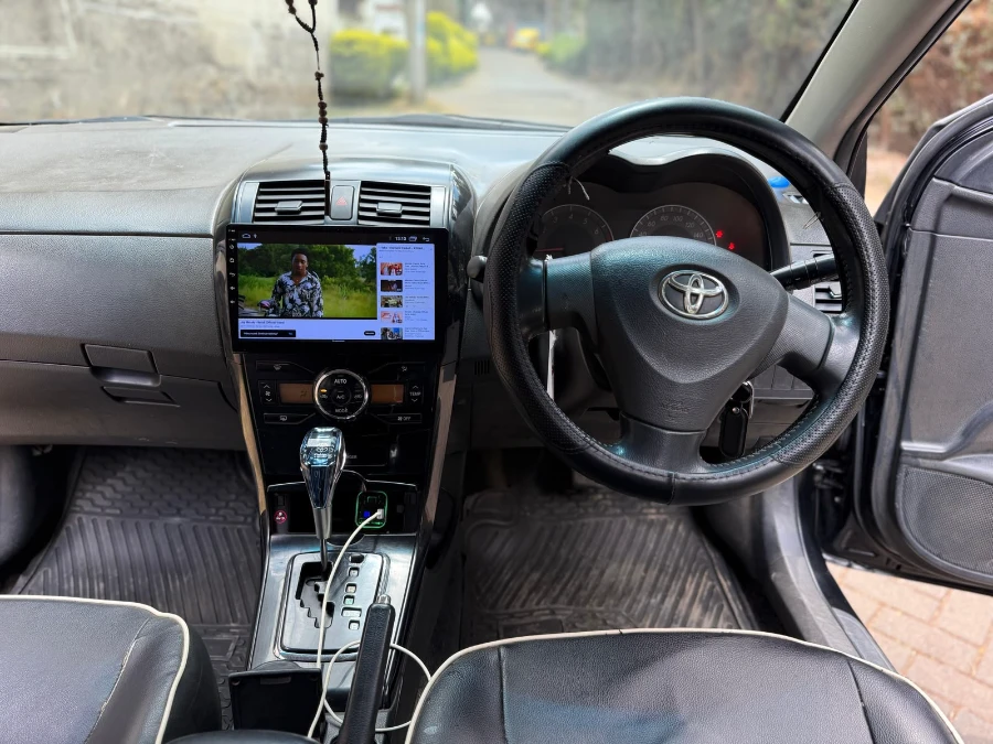 2013 Toyota Fielder 202