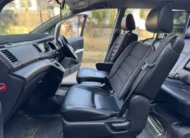 2014 Toyota Isis Platana
