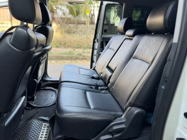 2014 Toyota Isis Platana
