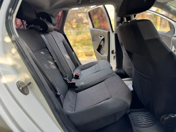 2011 Volkswagen Polo