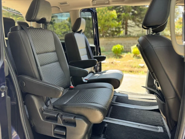 2019 Nissan Serena E-Power Highway Star