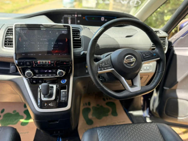 2019 Nissan Serena E-Power Highway Star