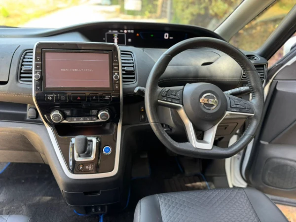 2019 Nissan Serena E-Power Highway Star