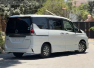 2019 Nissan Serena E-Power Highway Star