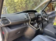 2019 Nissan Serena E-Power Highway Star