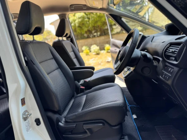 2019 Nissan Serena E-Power Highway Star