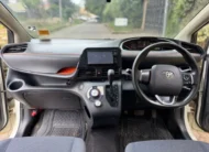 2017 Toyota Sienta Hybrid