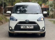 2017 Toyota Sienta Hybrid