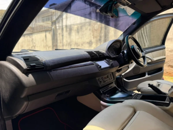 2005 BMW X5 sunroof