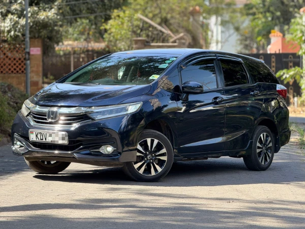 2018 Honda Fit Shuttle Hybrid