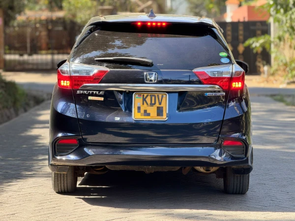 2018 Honda Fit Shuttle Hybrid