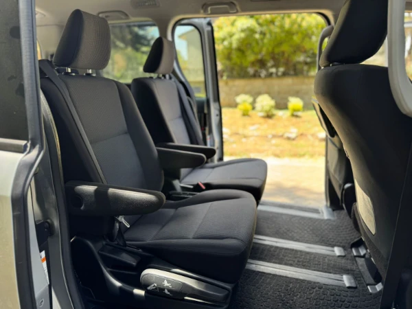 2019 Toyota Noah 7 Seater