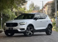 2019 Volvo XC40 T5 AWD R-Design Low Mileage
